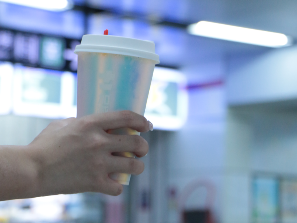 星空·综合体育茶饮|投资奶茶加盟店应如何将风险降低？